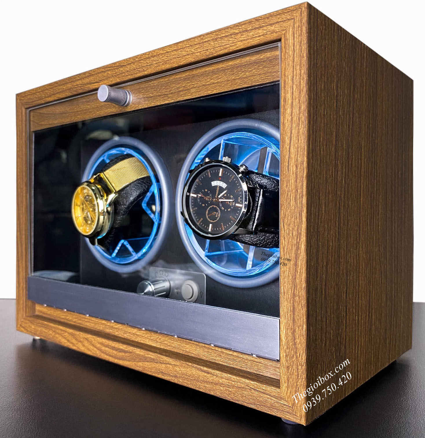 hộp đồng hồ cơ 2 ngăn xoay vỏ gỗ sần + nội thất da PU đen có đèn LED