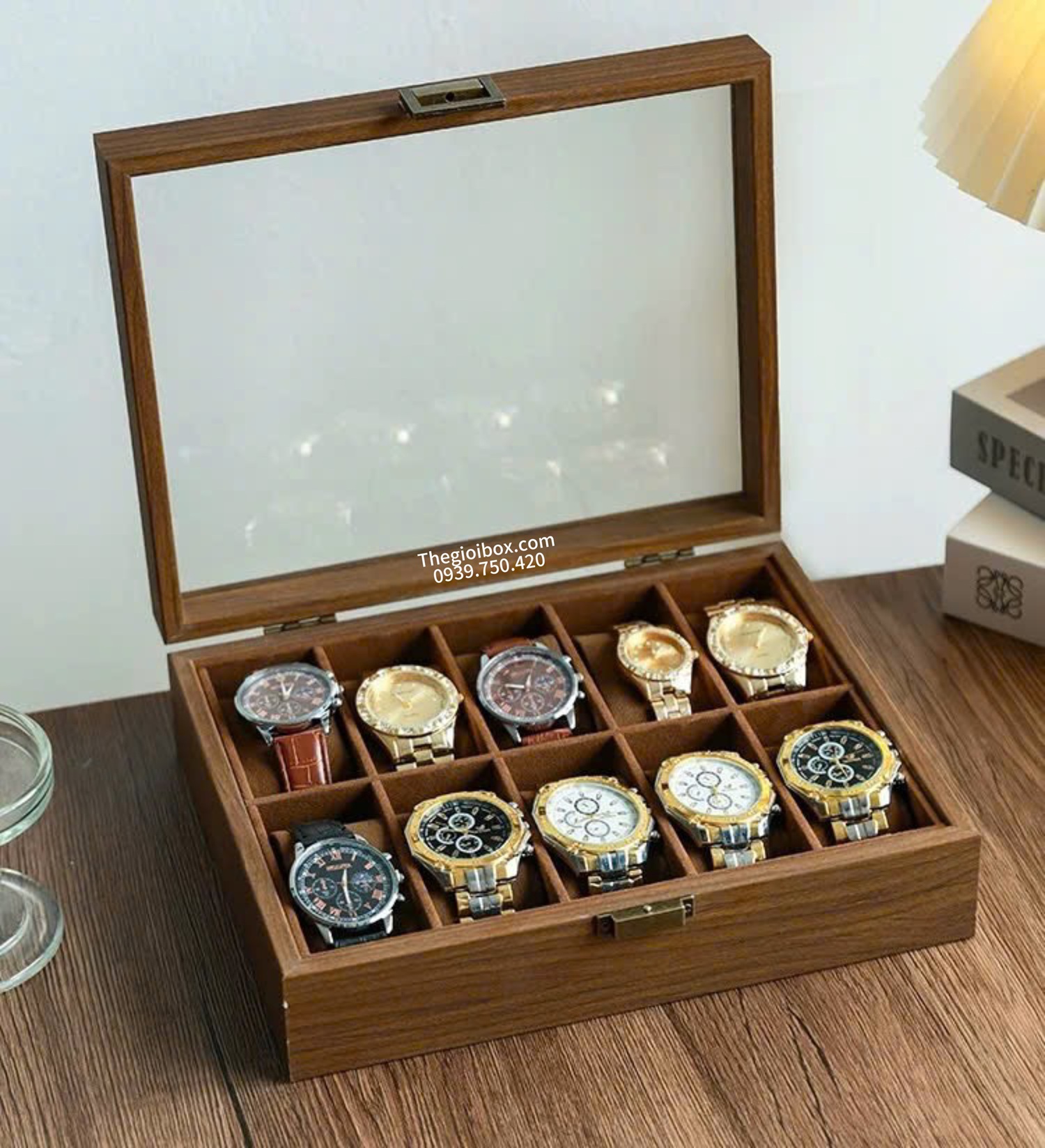 Hộp đựng đồng hồ nhiều ngăn vỏ gỗ nâu lót nhung nâu nắp kính trong suốt