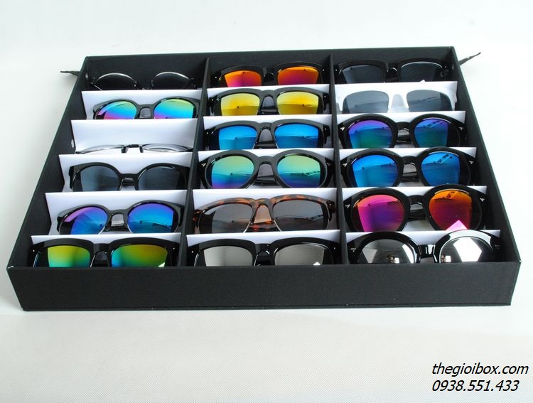 khay kệ hộp trưng bày kính mắt 18 ngăn có nắp chống bụi