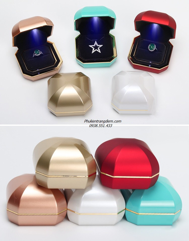 Hộp để nhẫn - bông tai - dây chuyền mini hình kim cương có đèn led