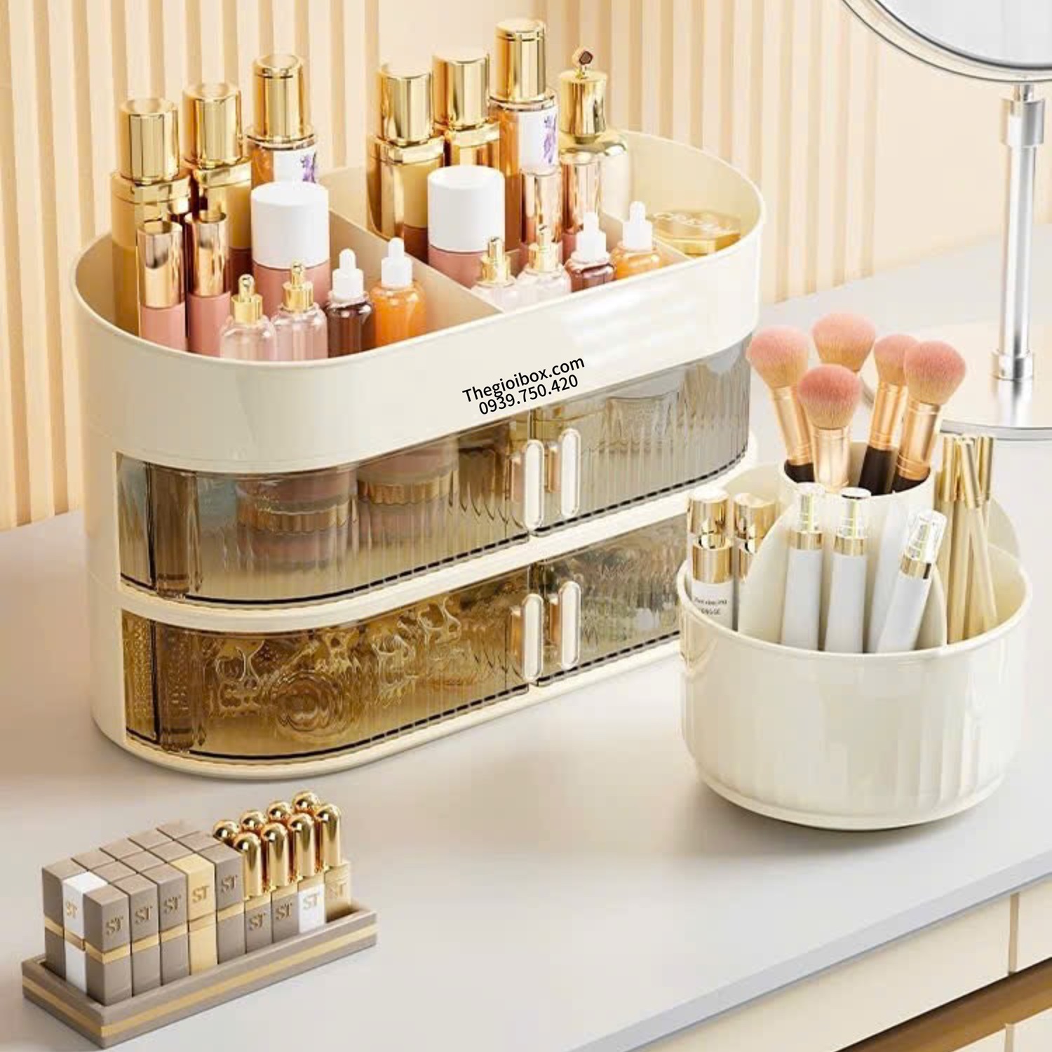 Kệ để bàn trang điểm đựng mỹ phẩm, đồ trang điểm 3 tầng không nắp