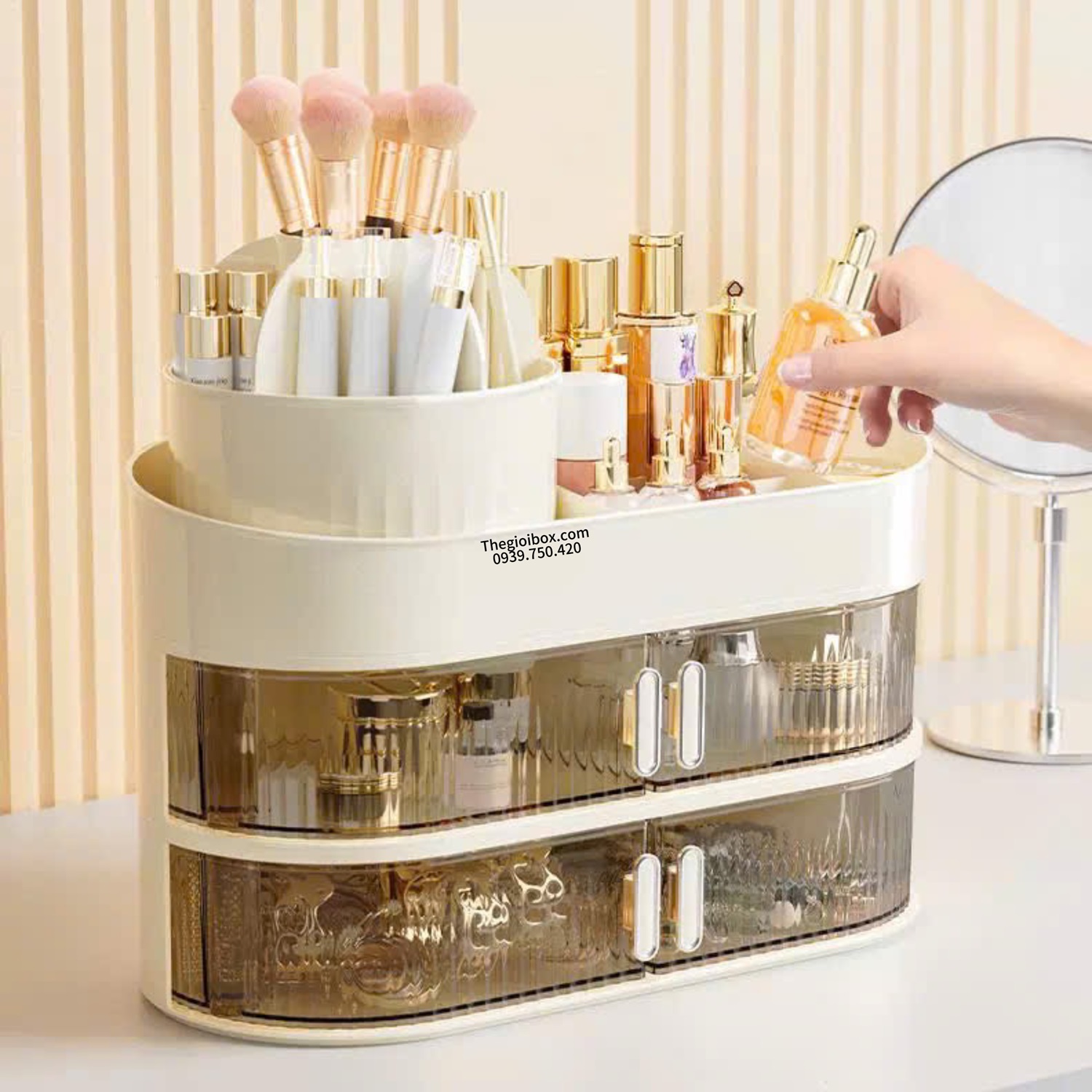 Kệ để bàn trang điểm đựng mỹ phẩm, đồ trang điểm 3 tầng không nắp